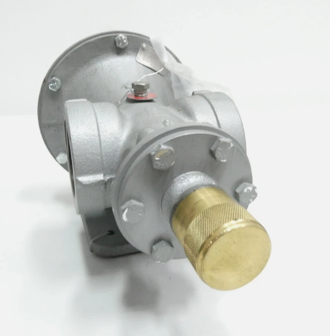 FIVES NORTH AMERICAN COMBUSTION 1008A-4-Q 2IN NPT PRESSURE REDUCING REGULATOR VALVE