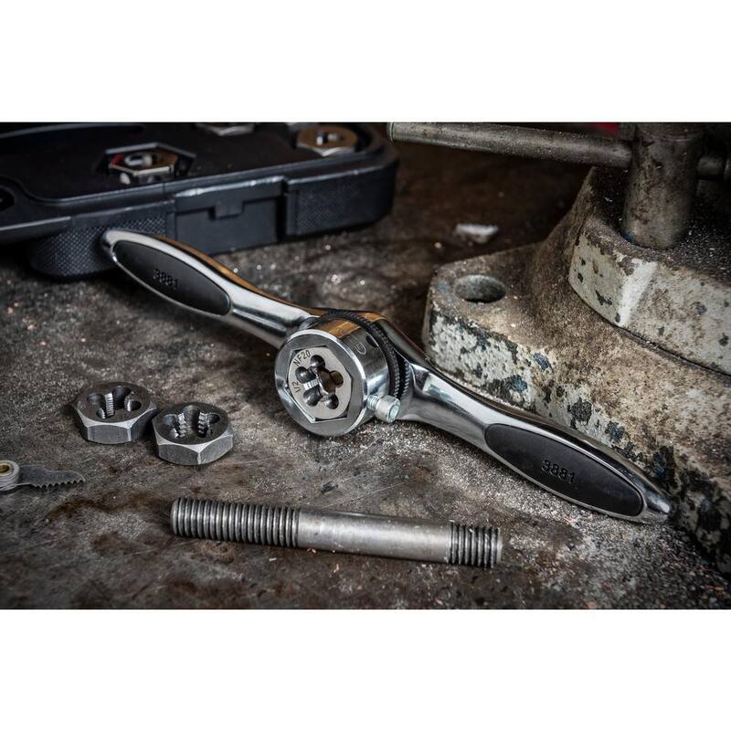 Set de machuelos y terrajas de trinquete pequeñas y medianas en sistema inglés (SAE) de GEARWRENCH (42 piezas) - 3885