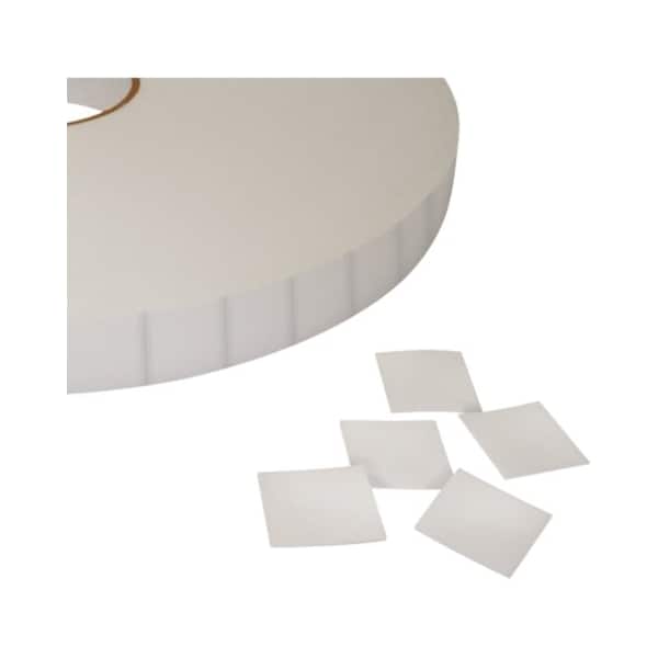 Tape Logic® Cuadritos de Espuma de Doble Cara, 1/32", 1/2" x 1/2", Blanco, 1296/Rollo - T95214