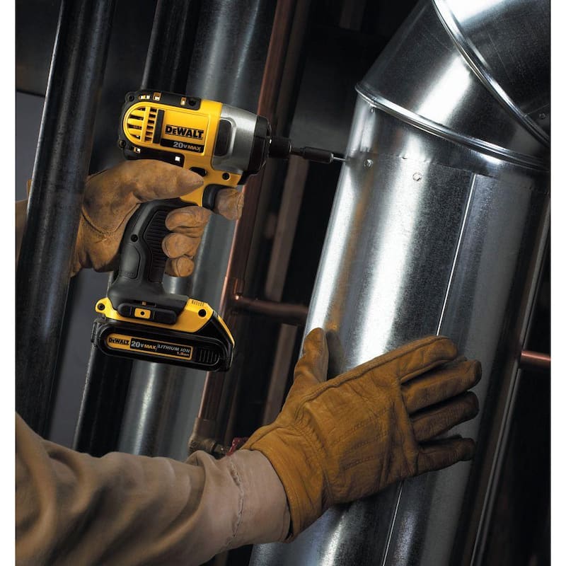 Kit Combo DEWALT 20V MAX Inalámbrico con 9 Herramientas y (2) Baterías de 20V 2.0Ah y Cargador - DCK940D2