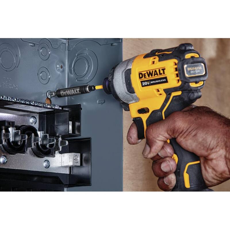DEWALT ATOMIC 20V MAX Taladro martillo/impacto inalámbrico con motor sin escobillas, kit combo de 2 herramientas con (2) baterías de 1.3Ah, cargador y bolsa - DCK279C2