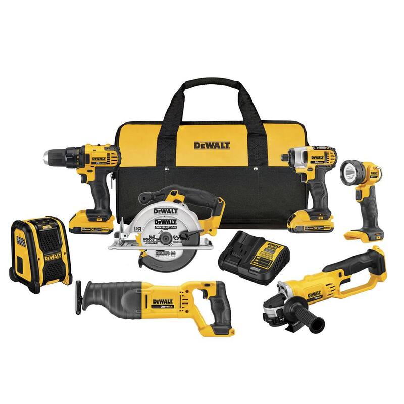 Kit combo inalámbrico DEWALT 20V MAX de 7 herramientas con (2) baterías de 20V 2.0Ah y cargador - DCK720D2