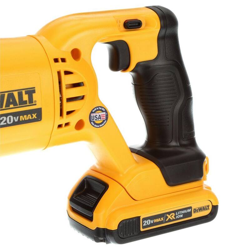 Juego de combos inalámbricos DEWALT 20V MAX de 4 herramientas con (2) baterías de 20V 2.0Ah y cargador - DCK420D2