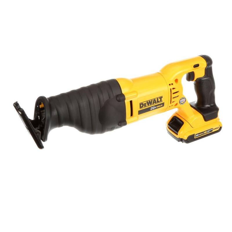 Juego de combos inalámbricos DEWALT 20V MAX de 4 herramientas con (2) baterías de 20V 2.0Ah y cargador - DCK420D2