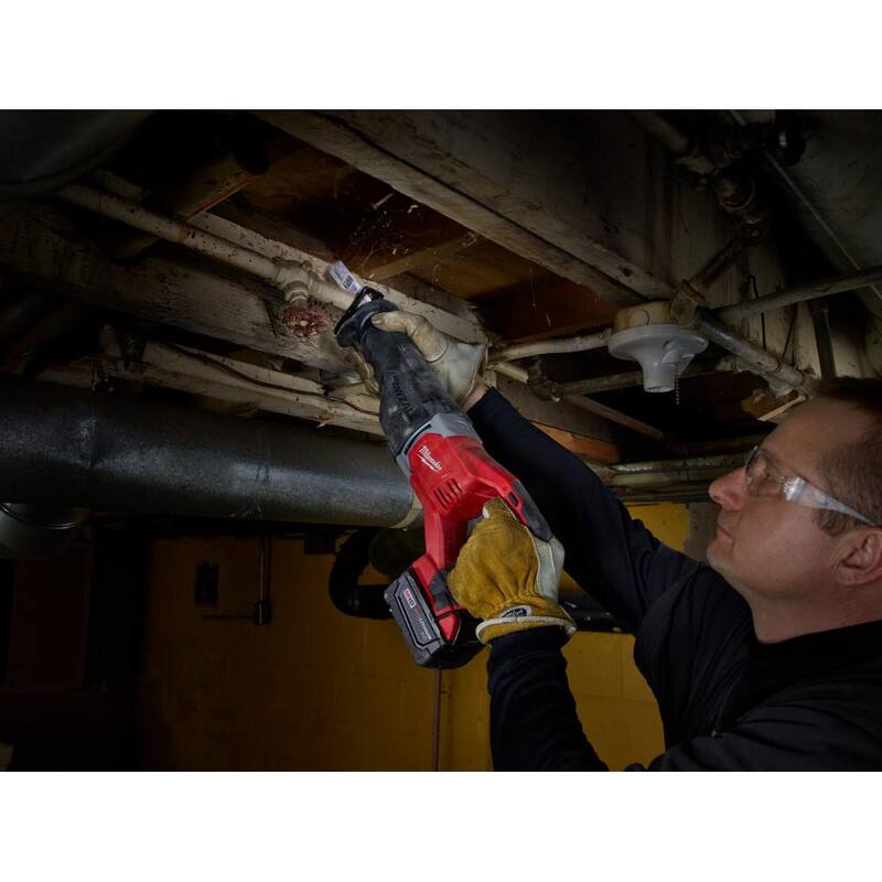 Juego de combinación de taladro de martillo inalámbrico de 18V con iones de litio Milwaukee M18/Sawzall/Sierra circular con luz (4 herramientas) con batería gratuita de 5.0Ah - 2694-24-48-11-1850