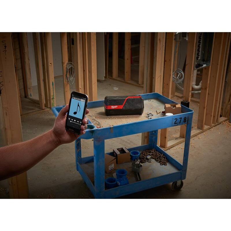 Milwaukee M18 FUEL Combo de Taladro Percutor Inalámbrico con Motor Sin Escobillas de Iones de Litio de 18 Voltios y Llave de Impacto con Altavoz Inalámbrico para Sitio de Trabajo - 3697-22-2891-20