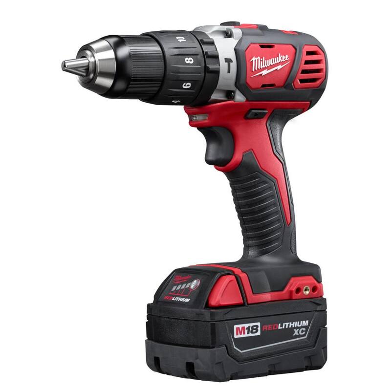 Juego de herramientas inalámbricas de combo Milwaukee M18 18V de iones de litio (6 herramientas) con altavoz inalámbrico para sitio de trabajo M18 - 2696-26-2891-20