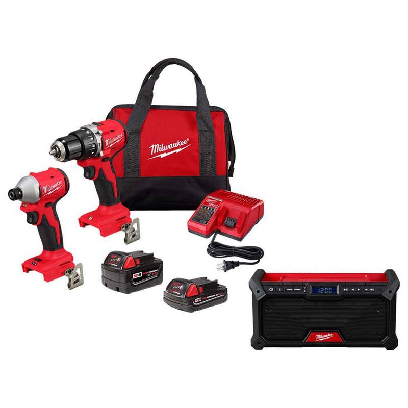 Juego de Combo de Taladro Martillo de Impacto Compacto Inalámbrico sin Escobillas de 18 voltios Milwaukee M18 con baterías y radio para el sitio de trabajo - 3693-22CX-2952-20