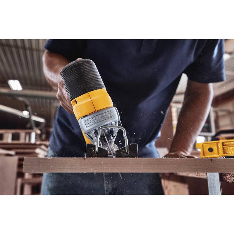 Juego de combinación de 3 herramientas inalámbricas DEWALT 20V de iones de litio y sierra caladora sin escobillas con baterías Flexvolt de 9 Ah y 20V de 6 Ah y cargador - DCK320X1R1W334B