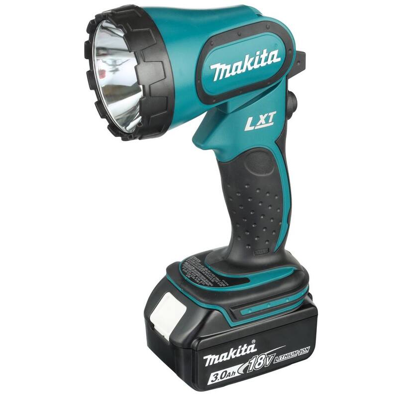 Kit Combo Inalámbrico de Litio-Ion 18V LXT de Makita (5 herramientas) y Sierra de Calar de Velocidad Variable 18V LXT con bono de Sierra de Sable Compacta 18V LXT - XT505XVJ03XRJ01.