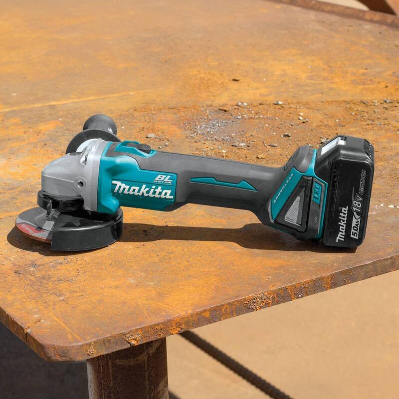 Kit de 6 piezas Makita 18V 5.0Ah LXT Brushless (Martillo Taladro, Atornillador de Impacto, Sierra Recíproca, Sierra Circular, Esmeriladora, Linterna) - XT616PT