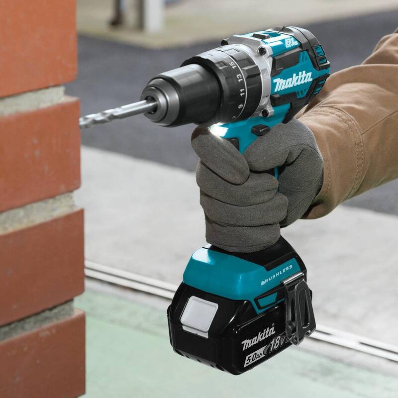Kit combinado inalámbrico de 4 piezas 18V 5.0Ah LXT de iones de litio sin escobillas Makita - XT447T