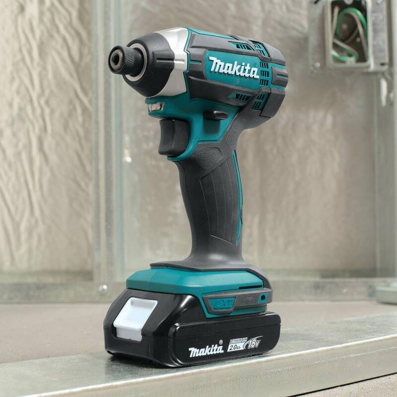 Kit inalámbrico compacto de combo Makita de 18V 2.0Ah LXT de iones de litio (2 piezas) (Atornillador de impacto/atornillador de paneles de yeso sin escobillas) - XT262R