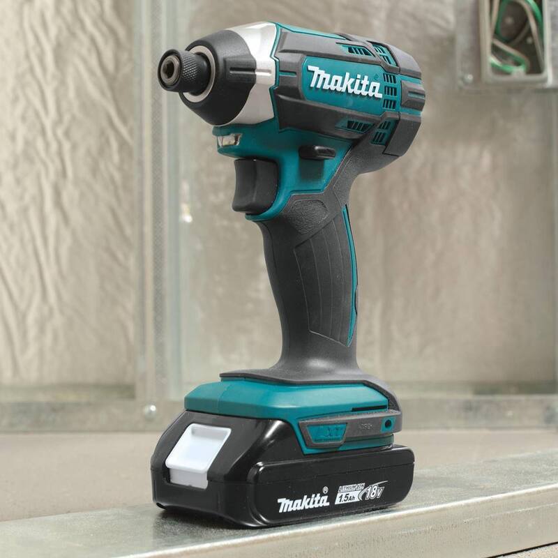 Kit combinado compacto de 2 piezas Makita 18V LXT de litio-ion con juego de llaves de impacto XPS SAE con estándar SA (10 piezas) - CT225SYX-E01672