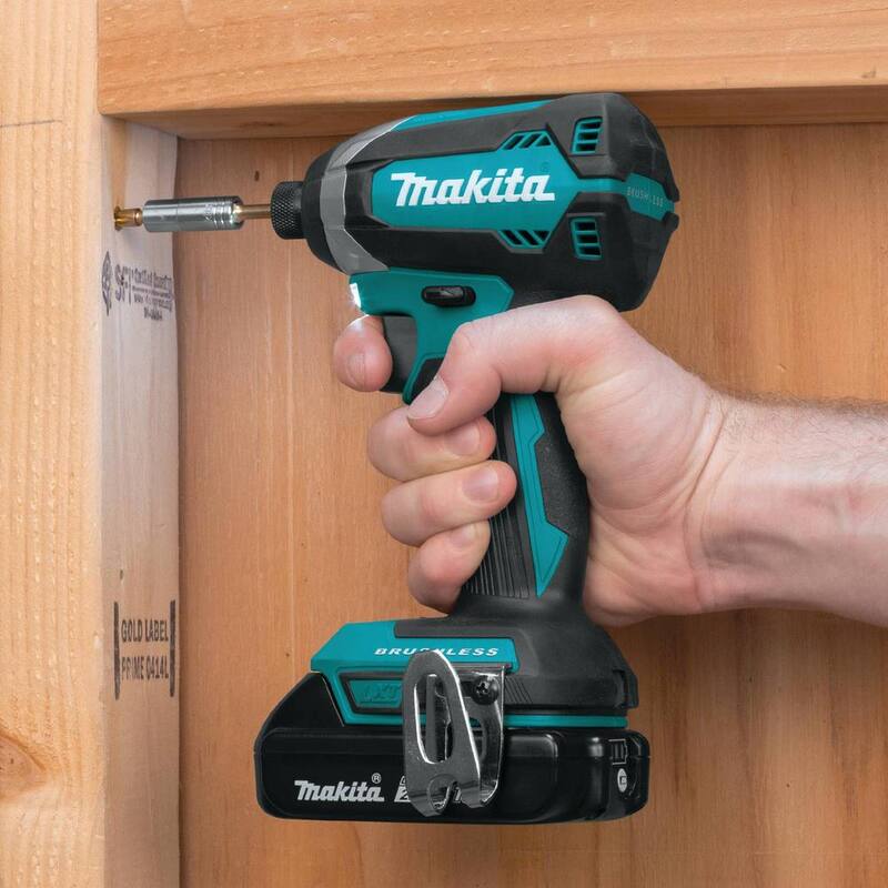 Juego de Combo Compacto Brushless de 2 Piezas de 18V LXT con batería de iones de litio de Makita y Set de Brocas de Impacto de 35 Piezas Impact XPS - XT269R-E-01666