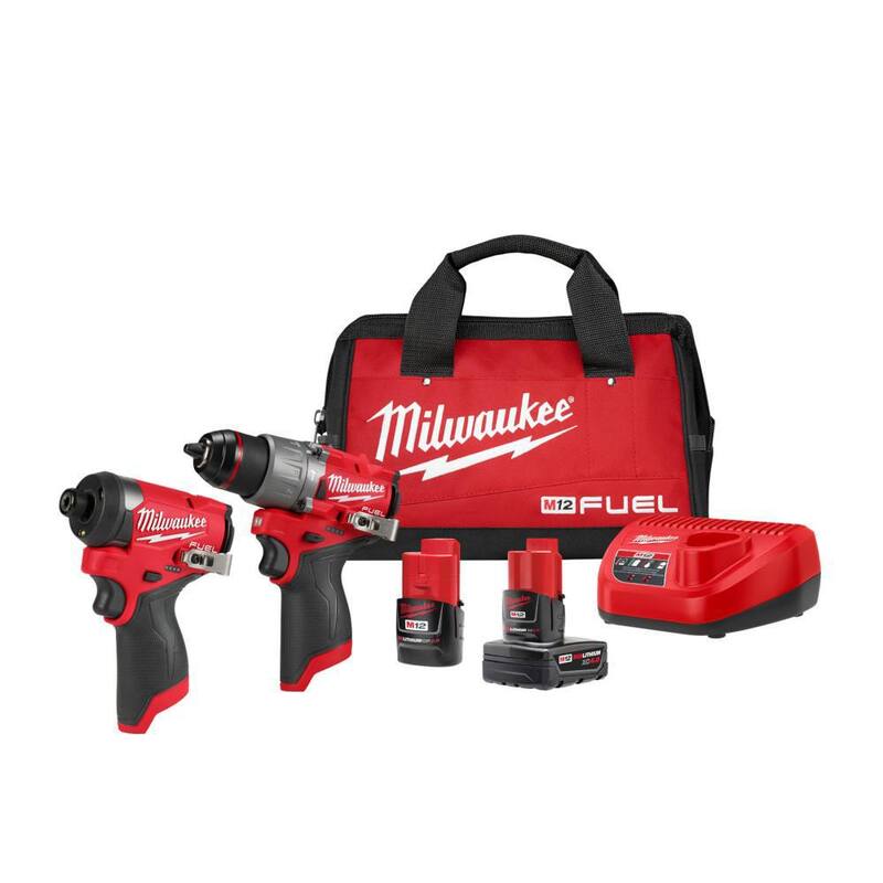 Juego combo de taladro percutor inalámbrico sin escobillas Milwaukee M12 FUEL de 12V con ion de litio y destornillador de impacto con lijadora orbital inalámbrica - 3497-22-2531-20.