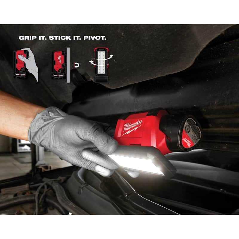 Milwaukee M12 12V Lithium-Ion Cordless Drill Driver/Impact Driver Combo Kit (2 herramientas) con luz de inundación de 700 lúmenes - 2494-22-2367-20