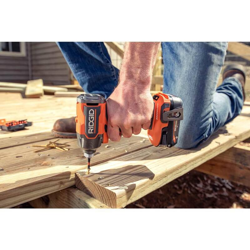 RIDGID Kit de Combo Inalámbrico sin Escobillas de 18V con 7 Herramientas, una Batería de 2.0 Ah, dos Baterías de 4.0 Ah y Cargador - R9258SB