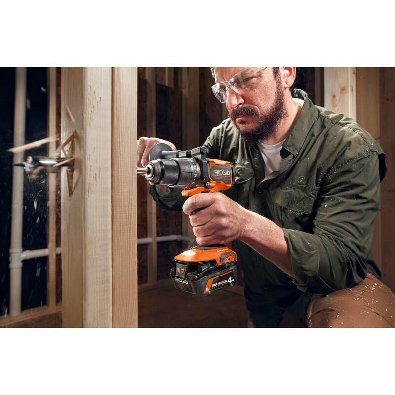 Kit combinado inalámbrico sin escobillas RIDGID de 18V con 4 herramientas, 1 batería de 4.0 Ah, 1 batería de 2.0 Ah y cargador - R9259SB