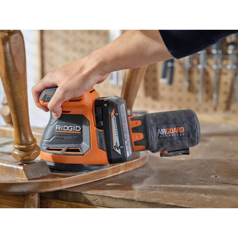 RIDGID 18V Juego de Combinación de 10 Herramientas Inalámbricas con Batería de 2.0 Ah, Batería de 4.0 Ah, Cargador y Bolsa de Herramientas - R96350