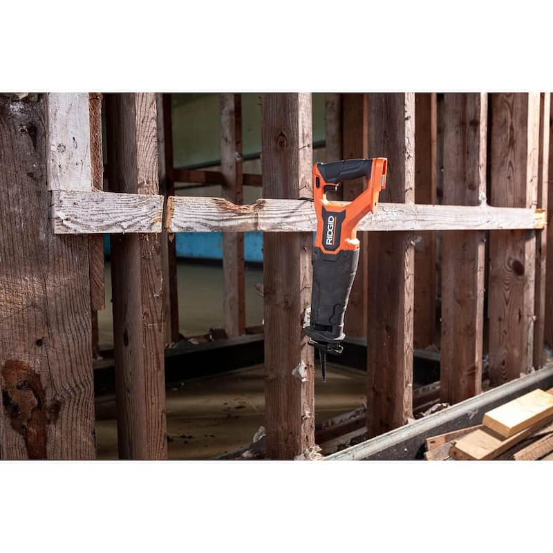 Juego de herramientas combo RIDGID 18V Brushless con sierra alternante y multiherramienta (Herramientas solamente) - R960261SB2N
