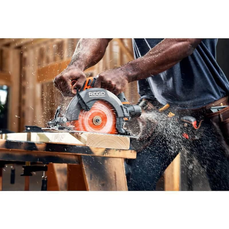 Juego de herramientas inalámbrico brushless RIDGID 18V SubCompact de 6 piezas con batería de 2.0 Ah, batería de 4.0 Ah, cargador y bolsa - R96261