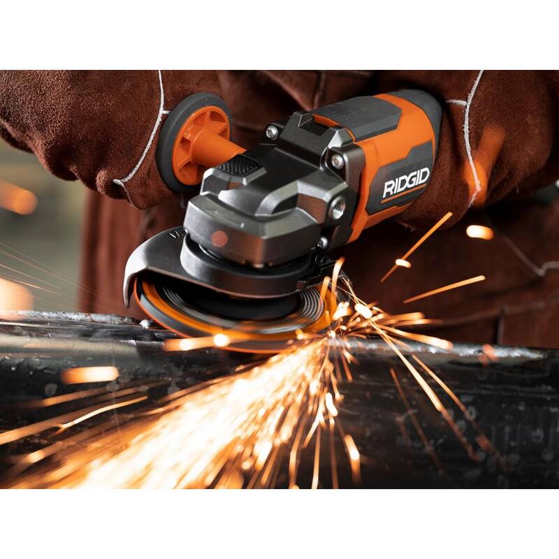 Kit combo inalámbrico RIDGID 18V sin escobillas de 6 herramientas con baterías de salida máxima de 6.0 Ah y 2.0 Ah y cargador - R96266