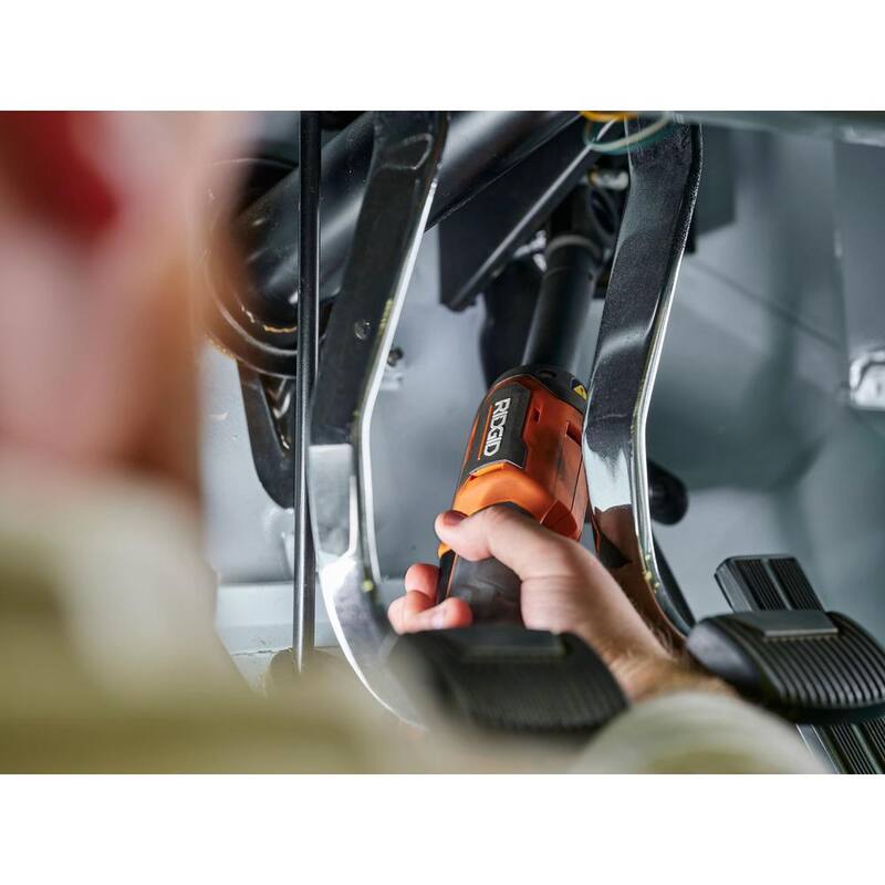 Kit de herramientas inalámbricas RIDGID 18V Brushless de 2 piezas con controlador de impacto angular derecho SubCompact y trinquete de alcance extendido (solo herramientas) - R87730B-R866021B