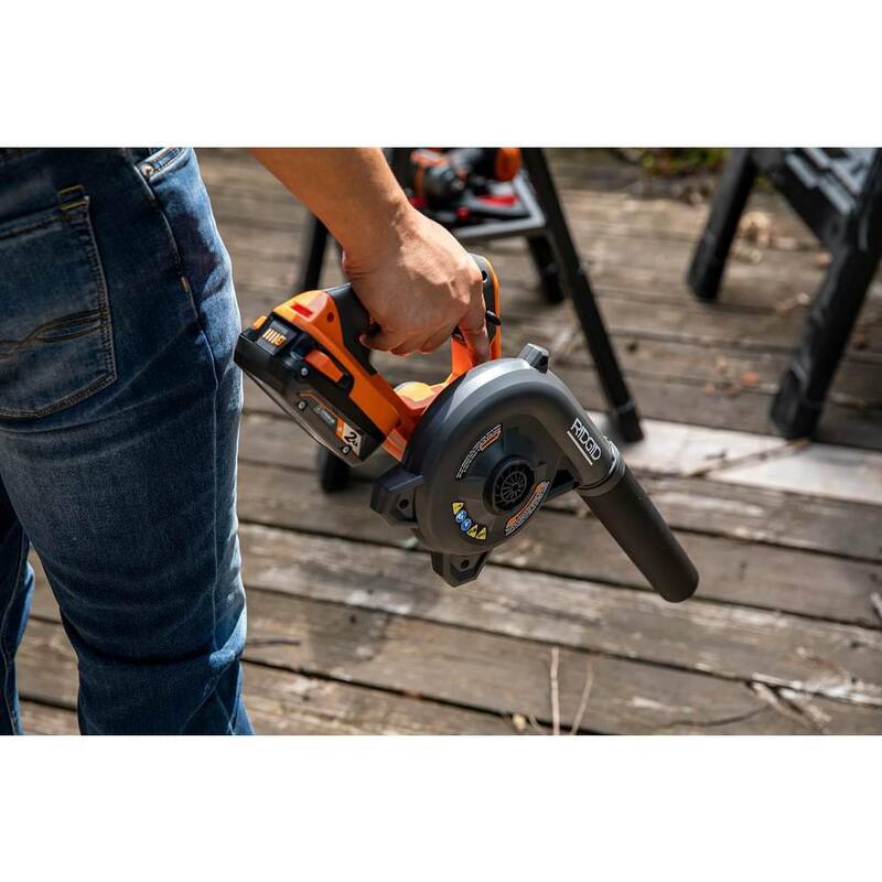 Combo de 2 herramientas inalámbricas RIDGID 18V con sierra ingleteadora deslizante de bisel doble de 7-1/4 pulg. con motor sin escobillas y soplador compacto (herramientas solamente) - R48607B-R86043B