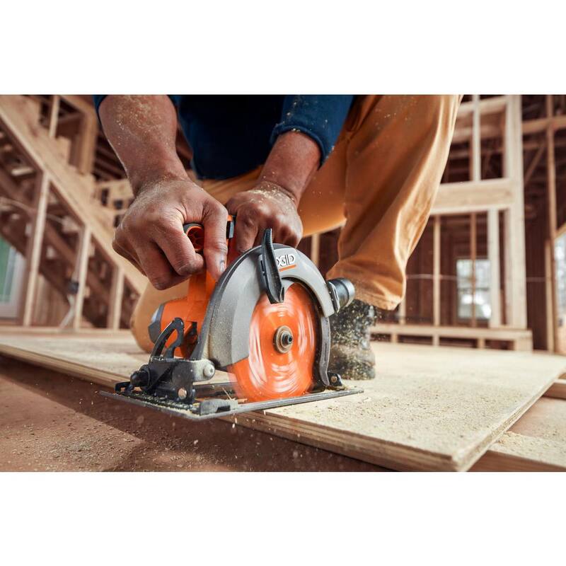 Juego de herramientas inalámbricas RIDGID de 18V con 6 herramientas, batería de 2.0 Ah, cargador y bolsa de herramientas - R9639SB2