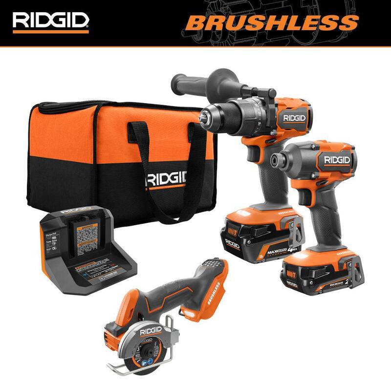 Juego de combo inalámbrico sin escobillas RIDGID de 18V con 2 herramientas, taladro percutor, controlador de impacto, sierra, baterías, cargador y bolsa - R9208-R87547B