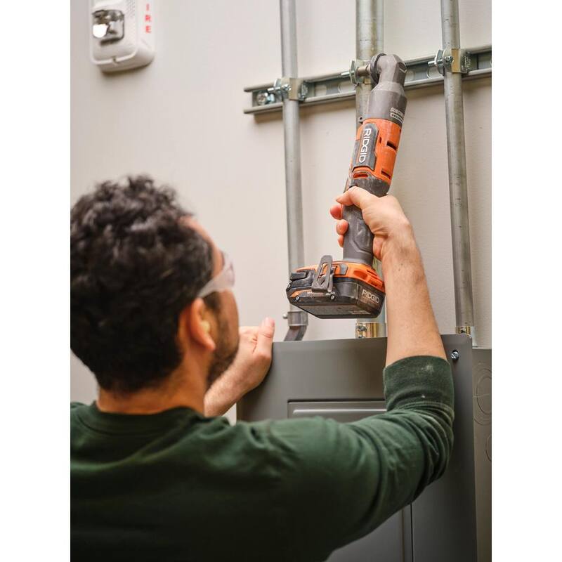 Kit de combo inalámbrico RIDGID 18V sin escobillas de 2 herramientas con destornillador de impacto angular derecho SubCompact y trinquete de 3/8 pulg. (Solo herramientas) - R87730B-R866011B