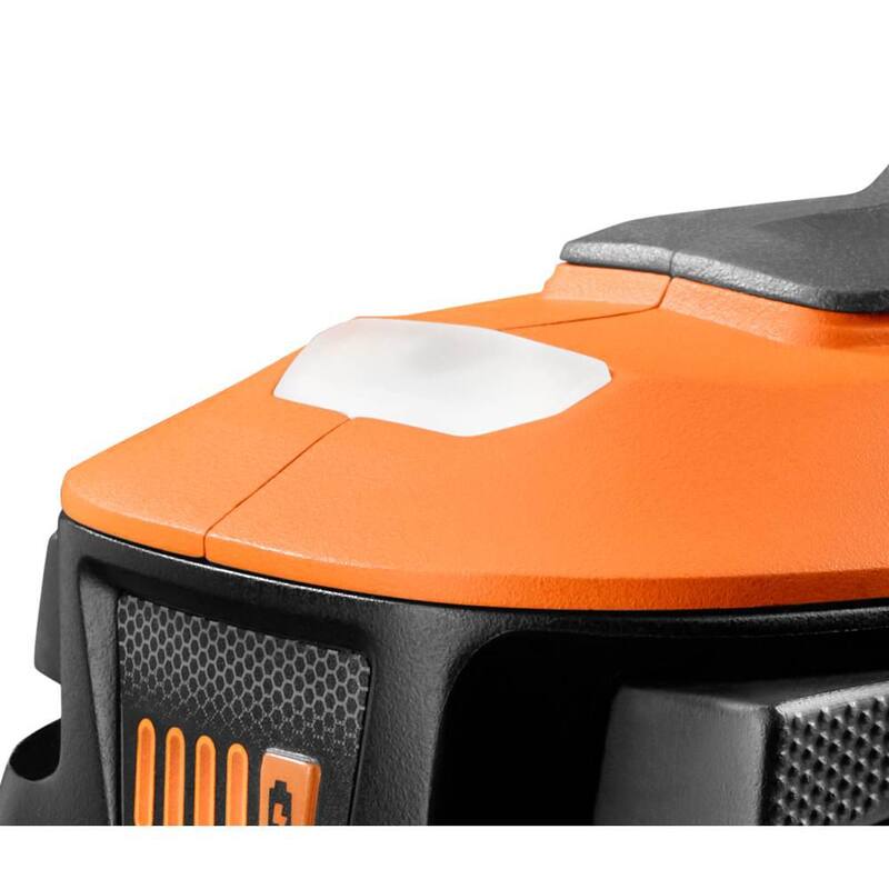 Clavadora inalámbrica brushless de calibre 18 de 18V RIDGID de 2-1/8 in. con taladro/driver inalámbrico brushless de 1/2 in. (Herramientas solamente) - R09891B-R86114B