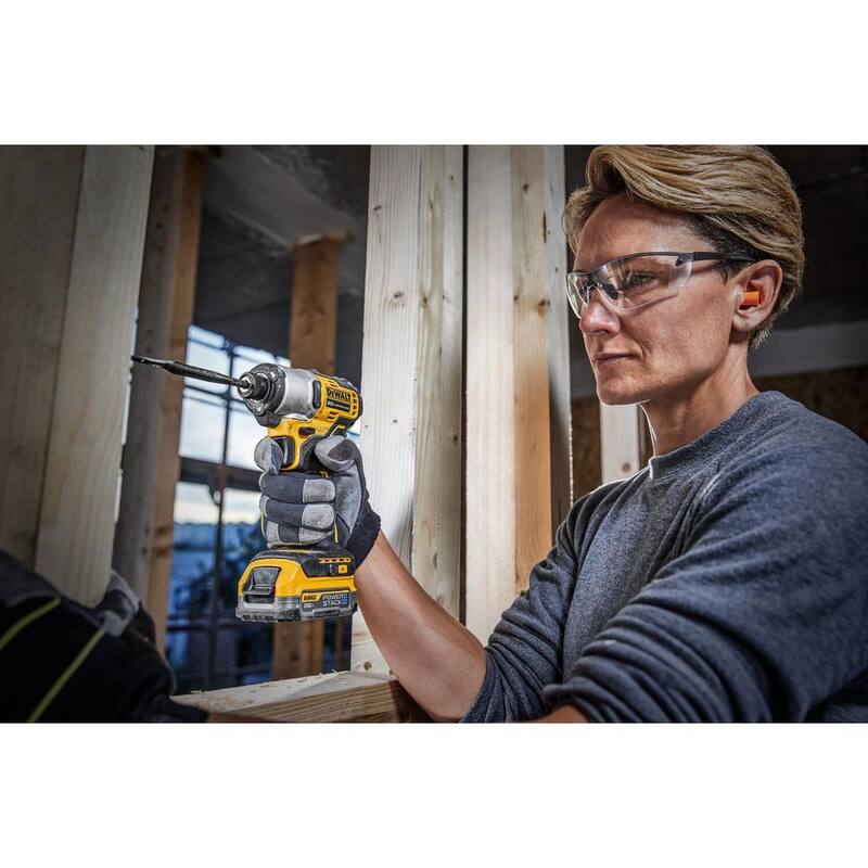 KIT de DESTORNILLADOR de IMPACTO compacto sin escobillas DEWALT ATOMIC de 20 voltios de iones de litio máximo con batería de 1.7 Ah y cargador - DCF850E1