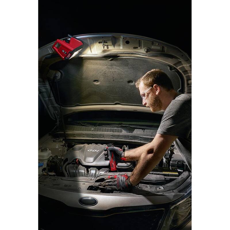Milwaukee M12 FUEL 12V Lithium-Ion Brushless Cordless 4-in-1 Installation 3/8 in. Drill Driver Kit con Luz de Inundación M12 - 2505-22-2364-20