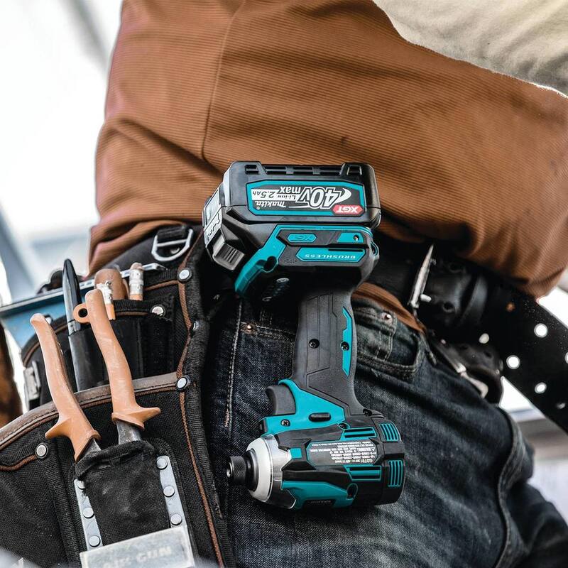 Juego de destornillador de impacto sin escobillas Makita 40V Max XGT de 4 velocidades inalámbrico, 2.5Ah - GDT01D