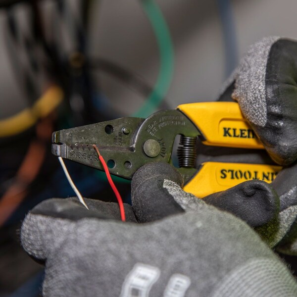 Klein Tools 6 1/4 in Wire Stripper 30 to 22 AWG - 11047