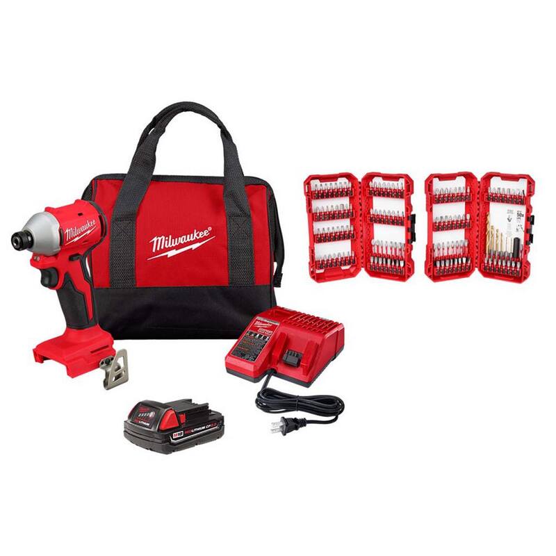 Kit de controlador de impacto inalámbrico compacto Milwaukee M18 de 18 voltios con tecnología de cepillo de litio, incluye una batería de 2.0 Ah, cargador y juego de puntas (120 piezas) - 3650-21P-48-32-5155