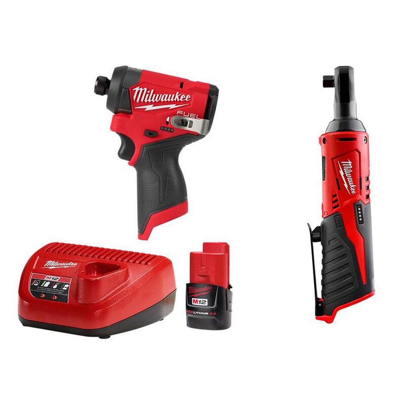 Milwaukee M12 12-Volt Lithium-Ion Inalámbrico FUEL 1/4 in. Impact Driver y 3/8 in. Ratchet Combo Kit c/Batería de 2.0Ah y Cargador - 3453-20-2457-20-48-59-2420