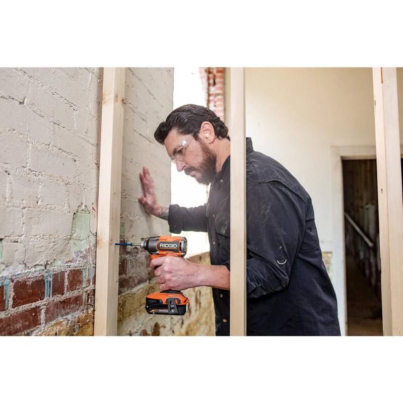 Desatornillador de impacto sin escobillas RIDGID 18V SubCompact de 1/4 pulgadas (Herramienta solamente) - R8723B
