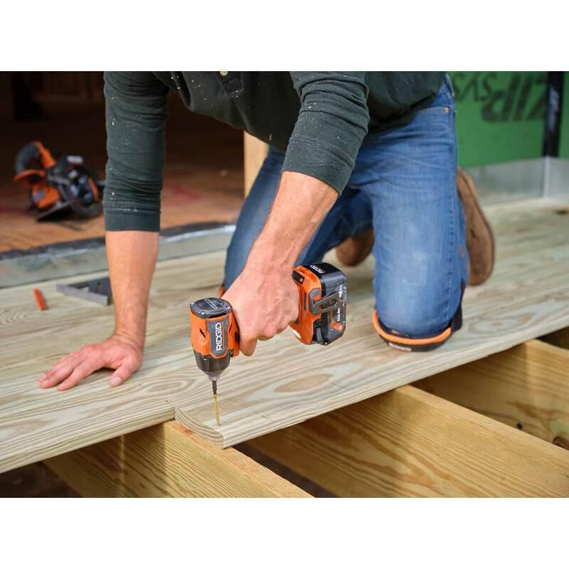 Juego de Impacto Inalámbrico de 18V y Sin Escobillas de 4 Modos de RIDGID con Batería de Salida Máxima de 2.0 Ah, Cargador y Estuche - R862312K