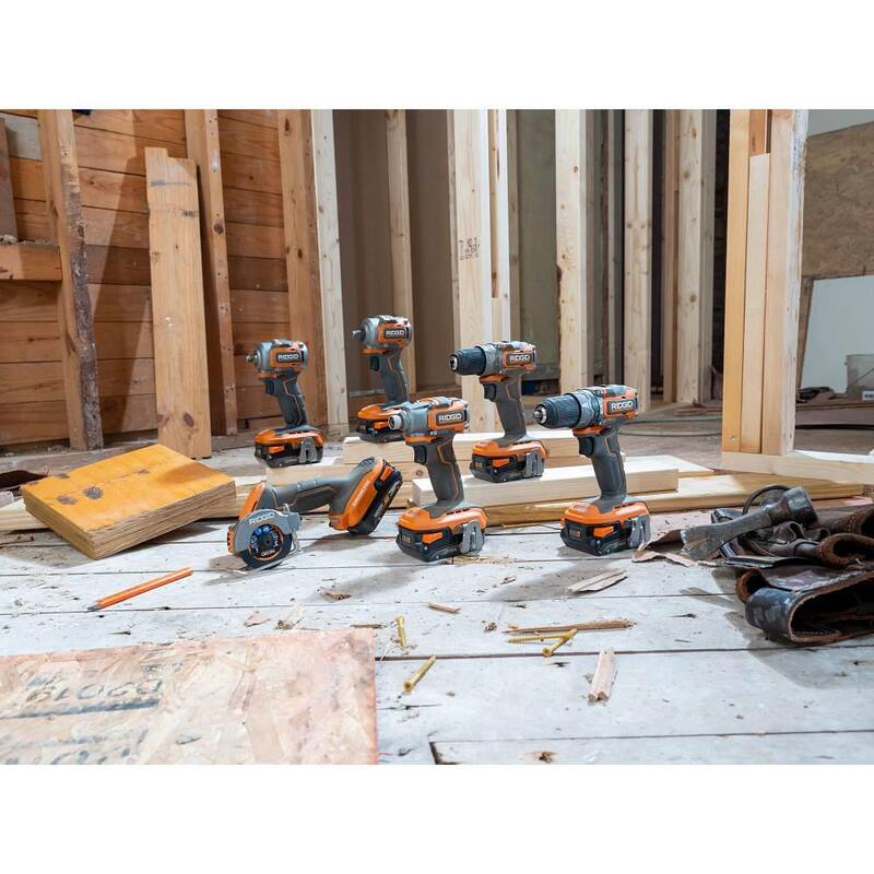 Kit de impacto inalámbrico sin escobillas RIDGID 18V SubCompact con batería de 2.0 Ah, cargador y batería adicional de 2.0 Ah - R8723K-AC8400802
