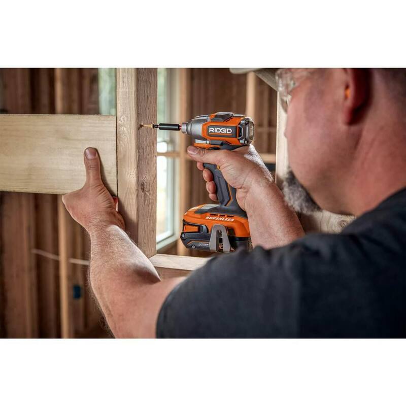 RIDGID 18V SubCompact Brushless Cordless 1/4 in. Impact Driver con Batería de Litio-Ion de 18V 1.5 Ah - R8723B-AC870015N