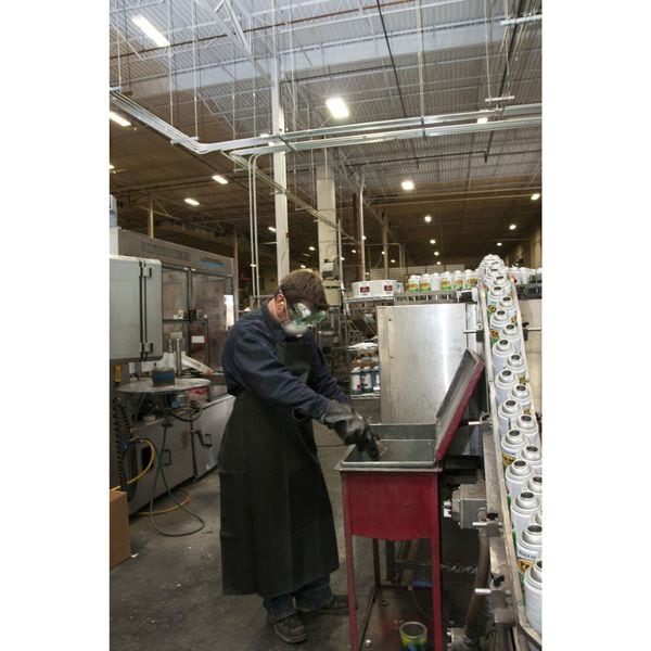 Condor Chemical Resistant Bib Apron, Polyester/SBR Rubber, 16 mil Thick, 45 in L, Black, Universal Size - 4T299