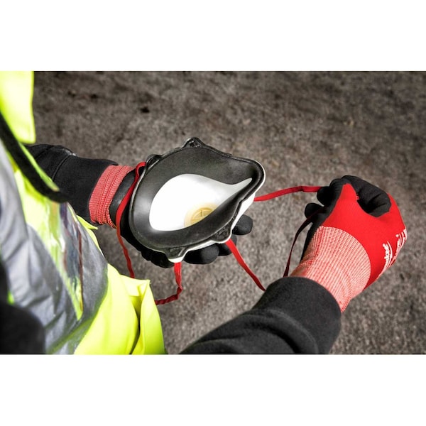 Milwaukee Tool Disposable Respirator, N95, Molded, Dual, Adjustable, Molded Nose Bridge, M - 48-73-4001