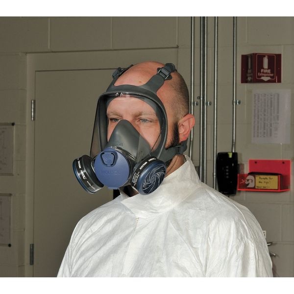 Moldex Full Face Respirator, 9000 Series, Not Rated, Bayonet, Size M 0 Cartridges Included - 9002