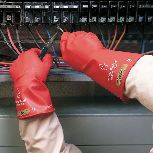 Salisbury Electrical Glove Kit, 1000V AC/1500V DC, 11 in Length, Type 1, Class 0, Black, Size 10 - GK011B/10