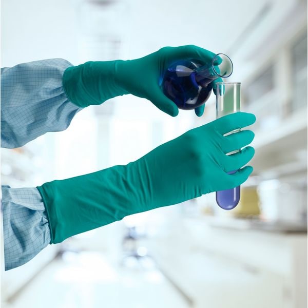 Ansell Sterile Cleanroom Gloves, 5 ISO Class, Nitrile, 12 in L, 5 mil, Green, XL, 200 PK - 93-700