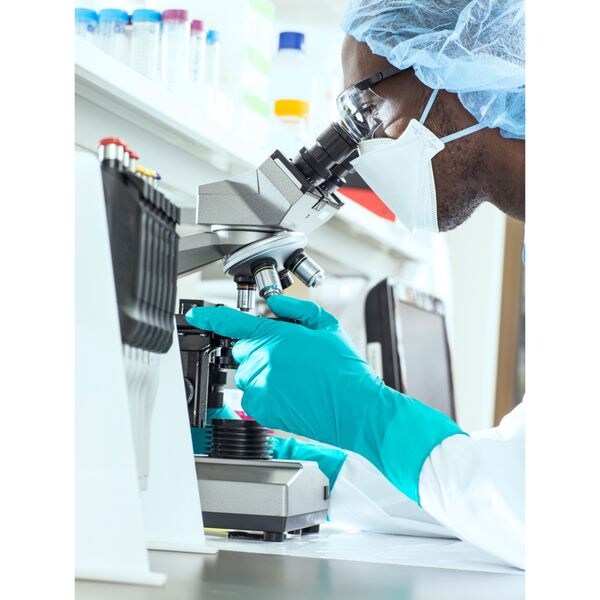 Ansell Sterile Cleanroom Gloves, 5 ISO Class, Nitrile, 12 in L, 5 mil, Green, XL, 200 PK - 93-700