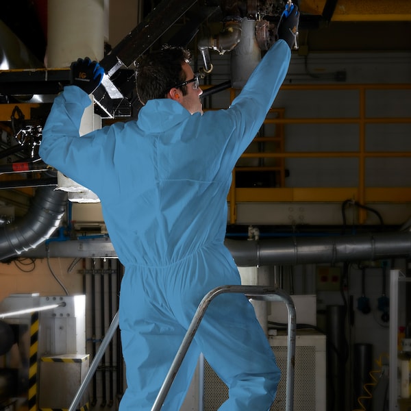 Kleenguard Disposable Coveralls, Hooded, XL, SMMMS, Zipper, Elastic Cuff, Elastic Ankle, Serged Seam, 24 PK - 58514